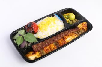 چلو میکس میزبان